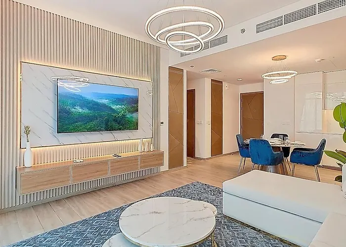 Palace Residences Creek View