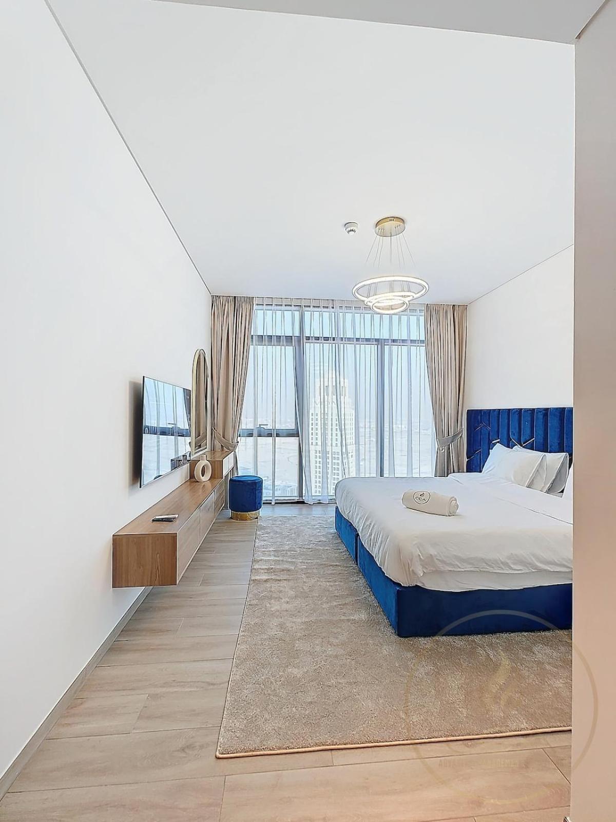 Palace Residences Creek View *
