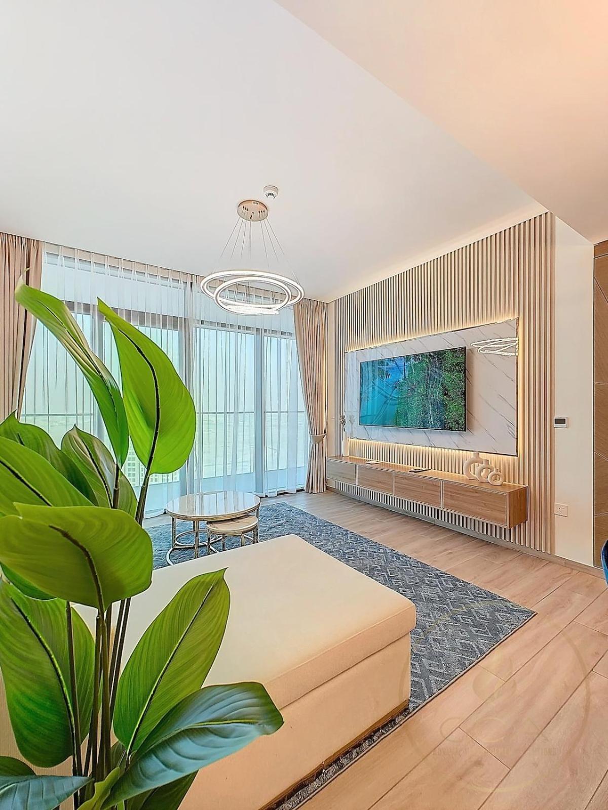 Apartment Palace Residences Creek View *