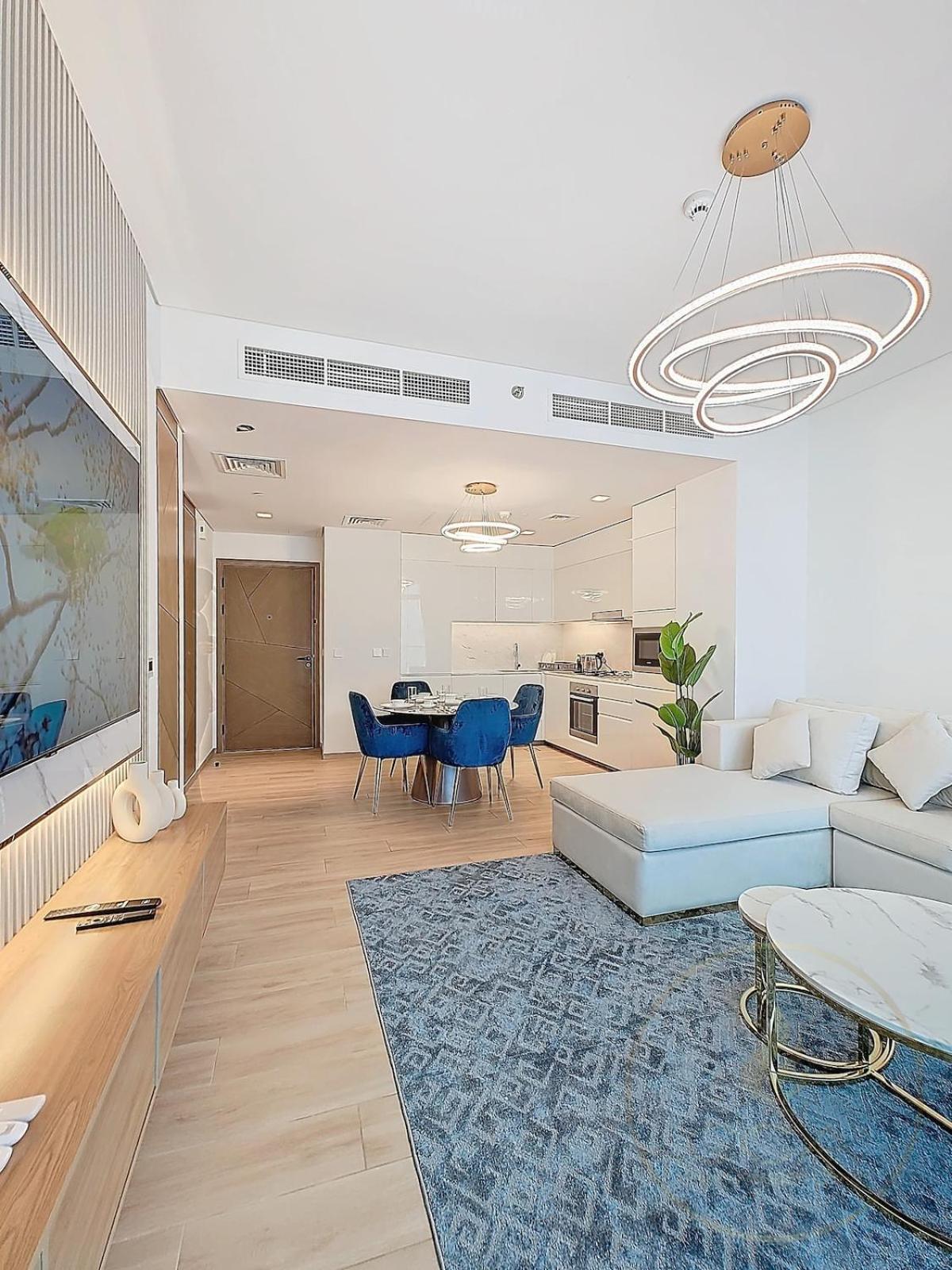 Palace Residences Creek View